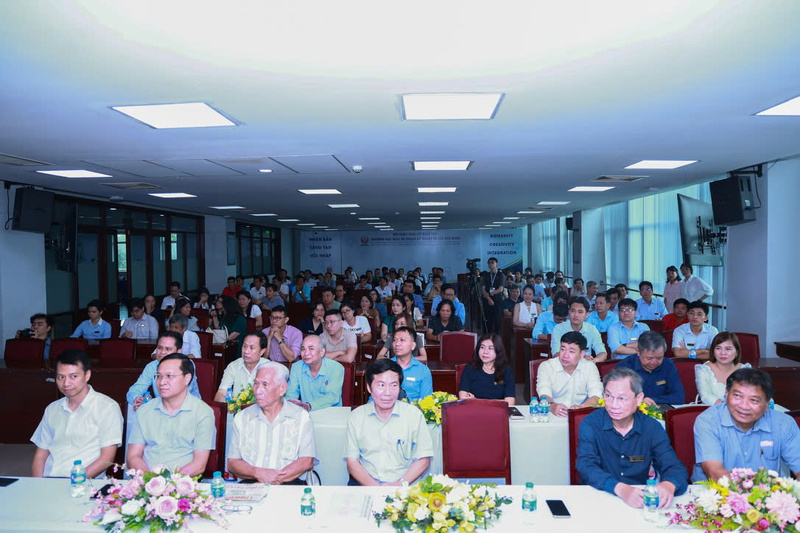 Hình ảnh hoạt động và đội ngũ Jang Trim